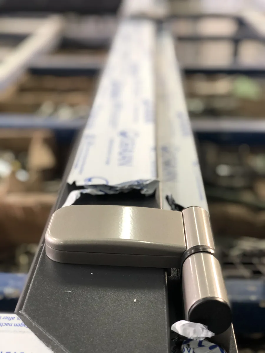 Kuhinjski PVC prozor sa mikro ventilacijom